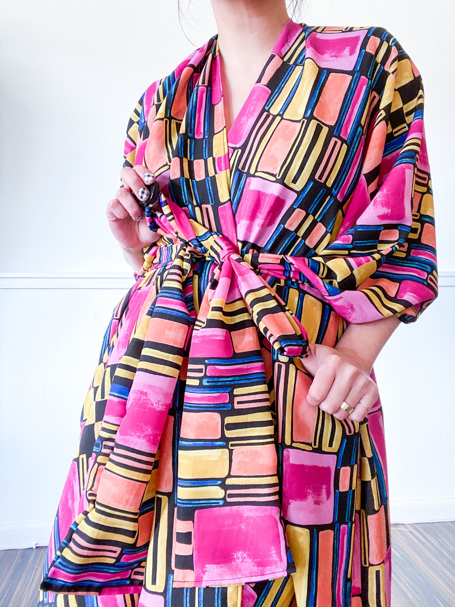 Print High Low Kimono Pink Mod Crepe de Chine