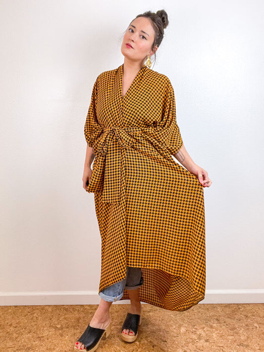 Print High Low Kimono Goldenrod Black Houndstooth Crepe