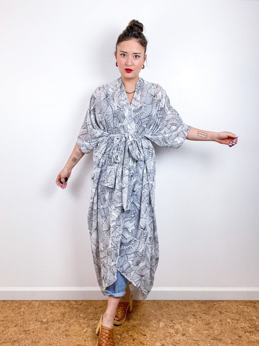 Print High Low Kimono Black Ivory Leaves Chiffon