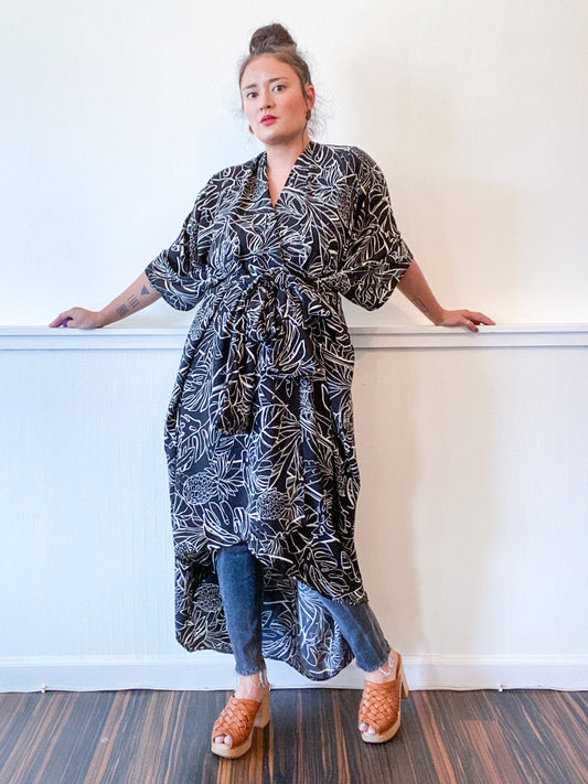 Print High Low Kimono Black Pineapple Tropical Heavy Crepe