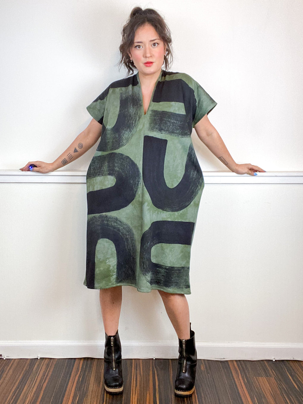 Hand-Dyed Sweatshirt Smock Dress Olive Black Brushstrokes