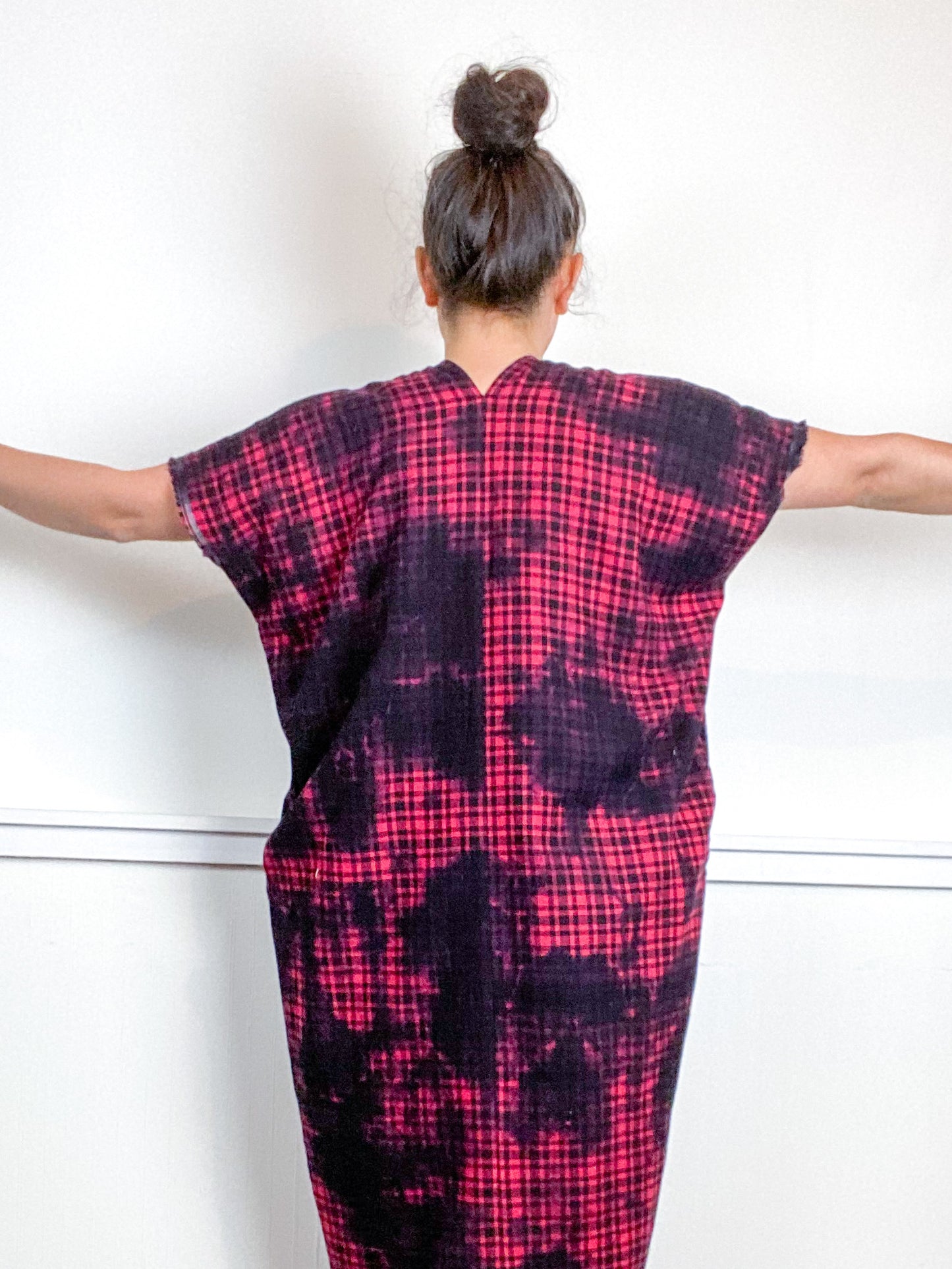 Over-Dye Plaid Smock Dress Black Red Classic