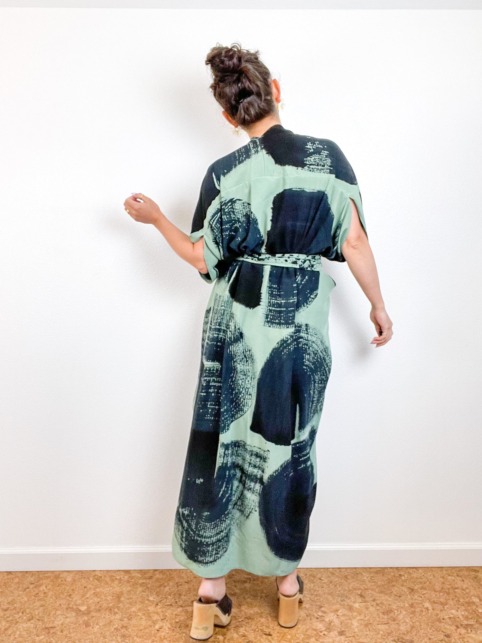 Hand-Dyed High Low Kimono Sage Black Brushstroke
