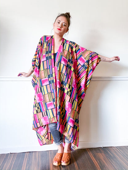Print High Low Kimono Pink Mod Crepe de Chine