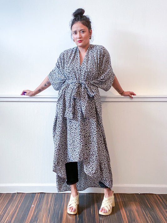 Print High Low Kimono Black Static Rayon Challis