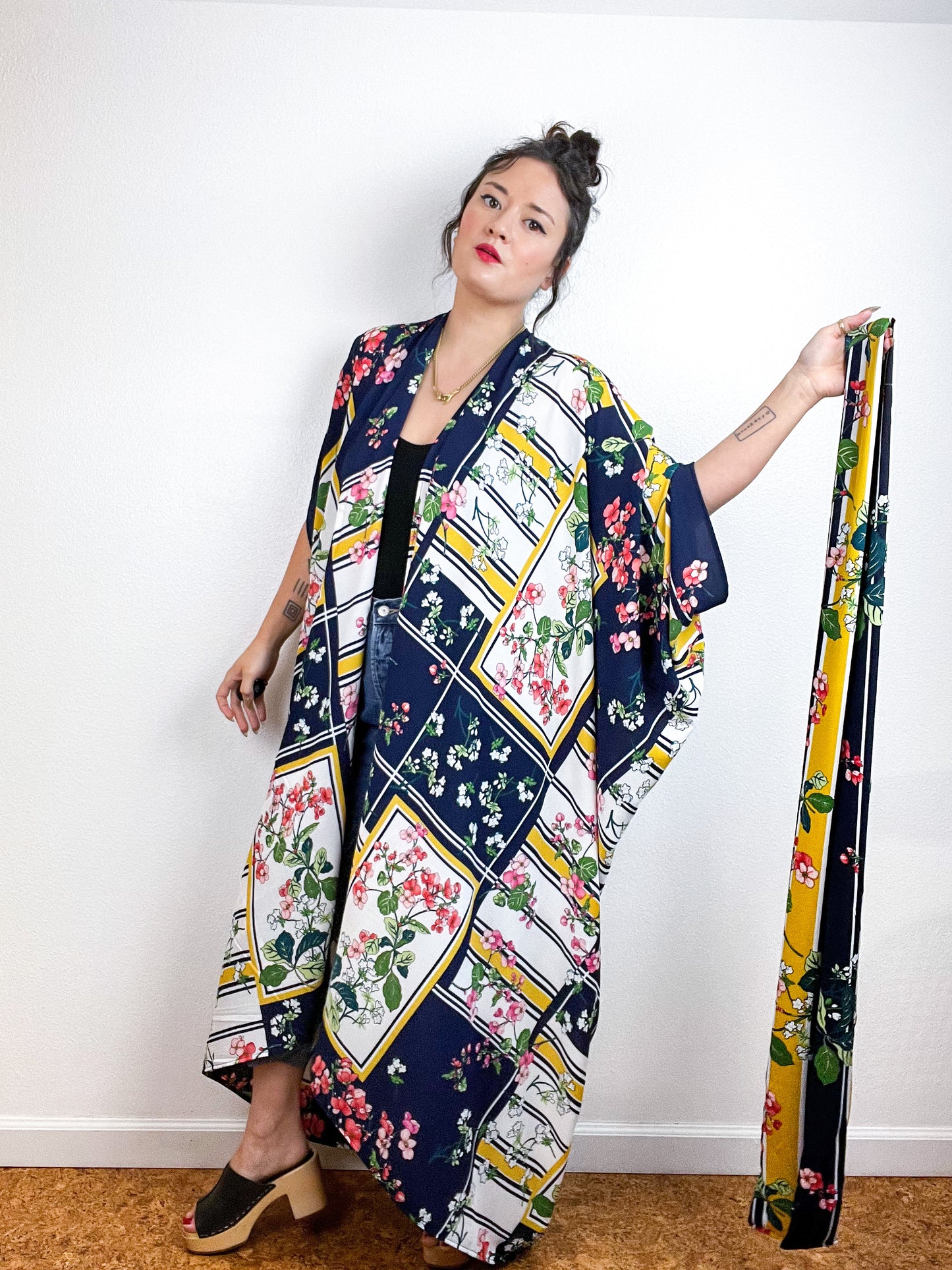 Print High Low Kimono Navy Yellow Retro Floral Bubble Crepe