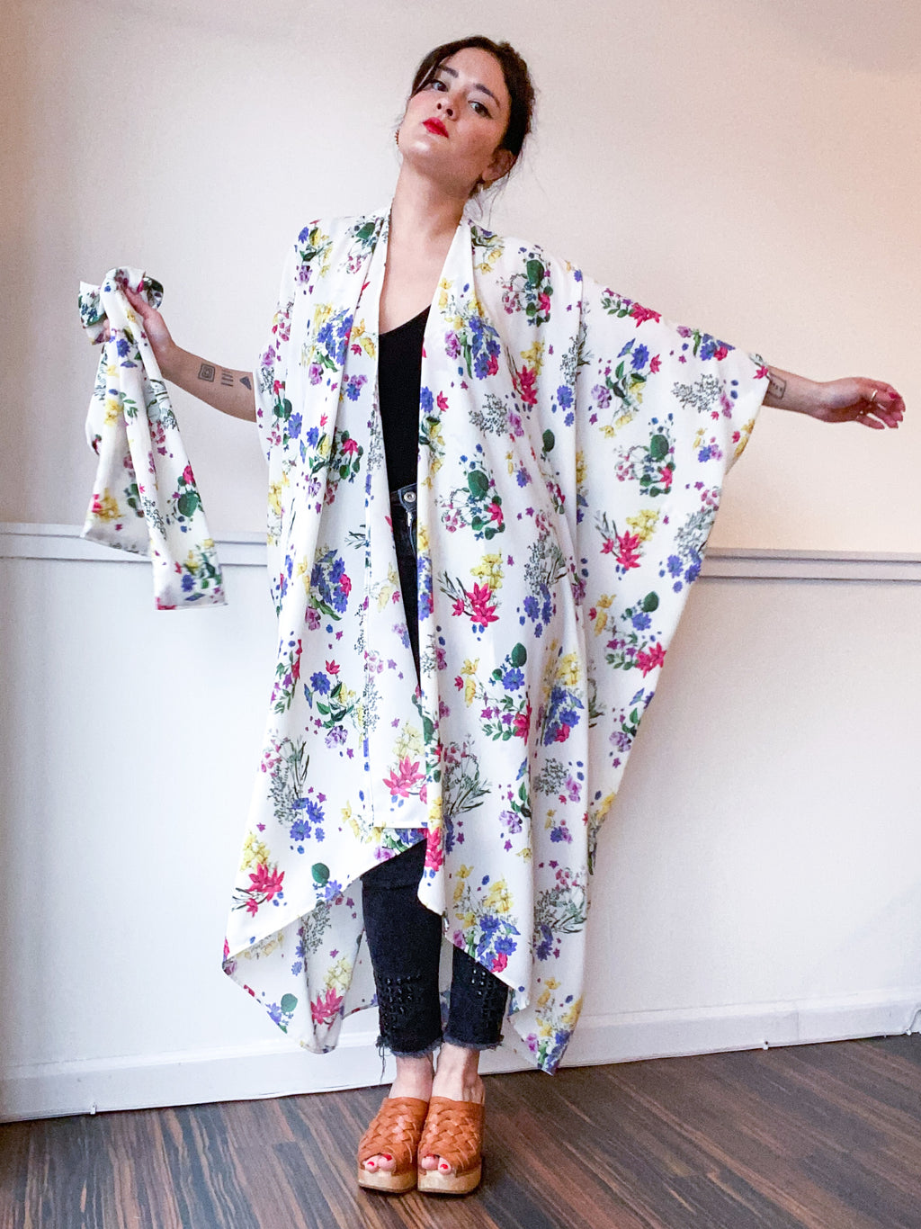 Print High Low Kimono Mini Bouquet Floral Bubble Crepe