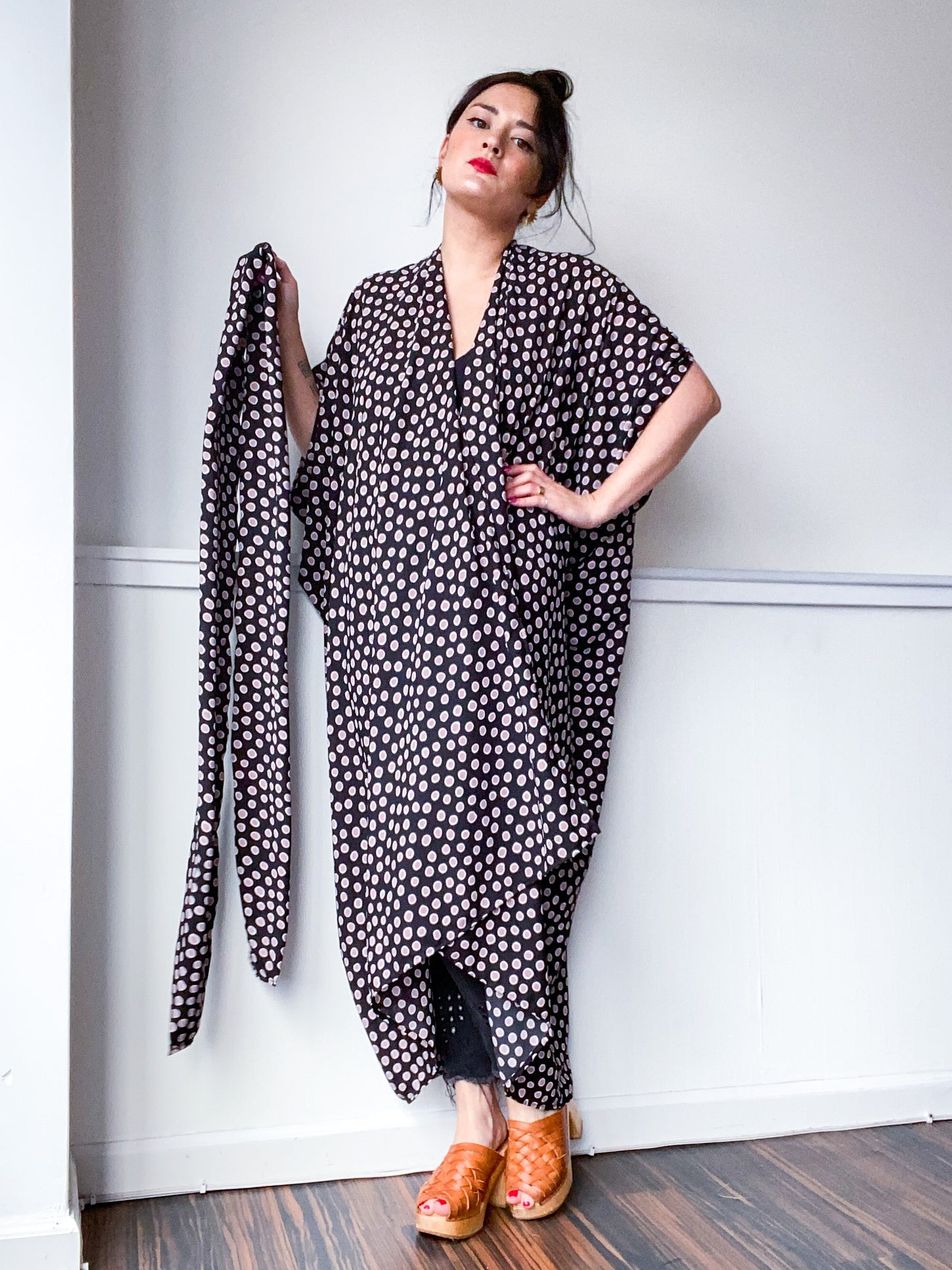 Print High Low Kimono Black Pink Dots