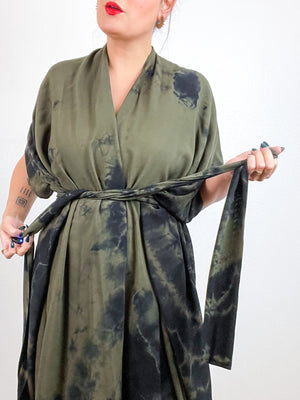 Hand-Dyed High Low Kimono Forest Black Tie