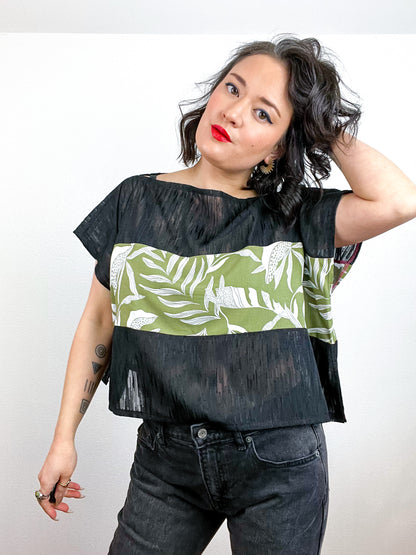 Scrappy Crop Black Green Leaves