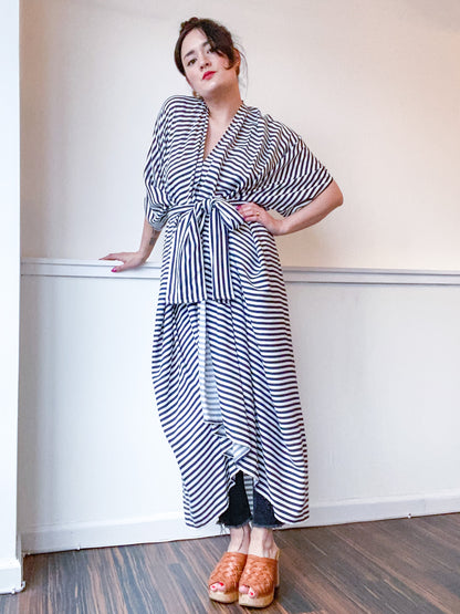 Print High Low Kimono Navy Stripes