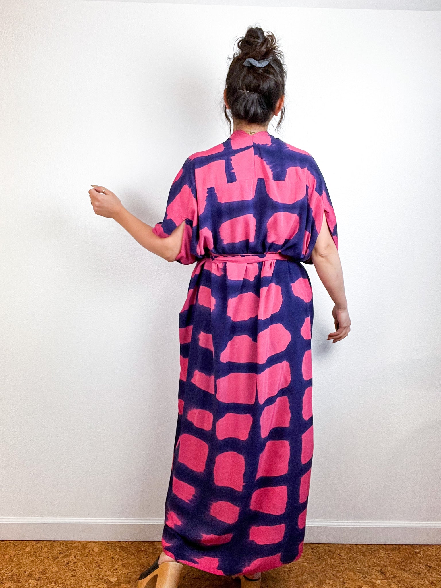 Hand-Dyed High Low Kimono Coral Navy Windowpane